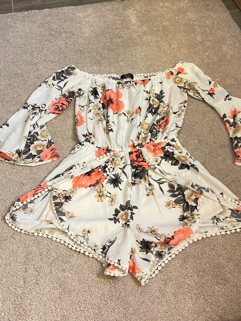 TRAC Floral Off Shoulder Bell Sleeve Pom Pom Trim Boho Romper